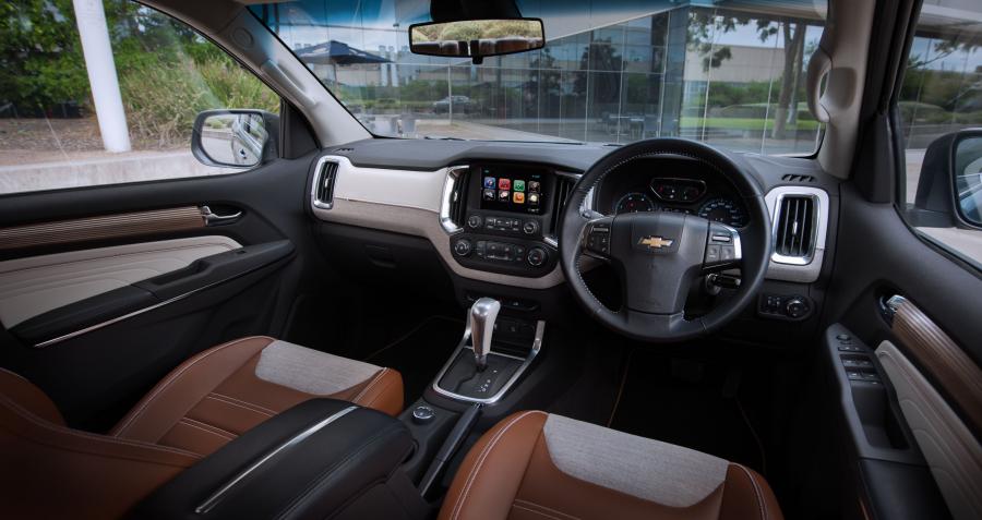  Chevrolet TrailBlazer Premier Concept 2016 года  (фото 16 из 29)